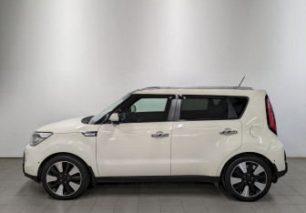 Подержанный автомобиль Kia Soul 2015 года (8 фото)