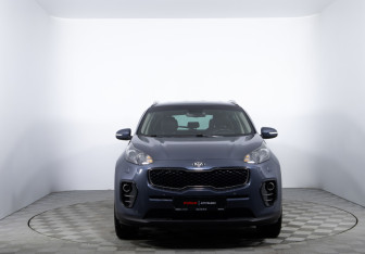 Подержанный автомобиль Kia Sportage 2016 года (2 фото)