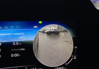 Подержанный автомобиль Kia Carnival 2021 года (20 фото)