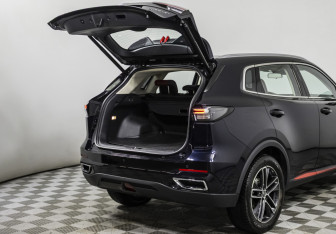 Подержанный автомобиль Changan CS55PLUS 2024 года (17 фото)