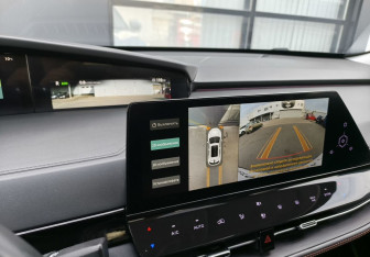 Подержанный автомобиль Changan UNI-K 2023 года (21 фото)