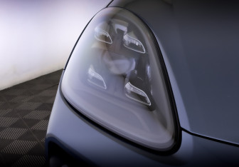 Подержанный автомобиль Porsche Cayenne 2018 года (17 фото)