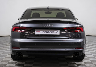 Подержанный автомобиль Audi A5 Coupe 2018 года (6 фото)