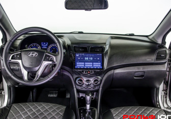 Подержанный автомобиль Hyundai Solaris Sedan 2011 года (11 фото)