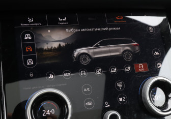 Подержанный автомобиль Land Rover Range Rover Velar 2019 года (16 фото)