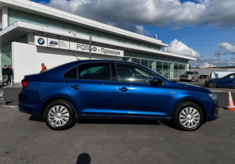 Подержанный автомобиль Skoda Rapid Liftback 2021 года (4 фото)