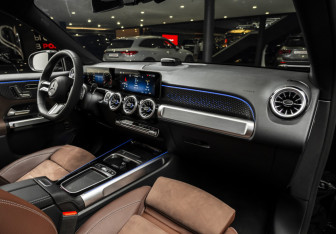 Новый Mercedes-Benz GLB 2025 (20 фото)