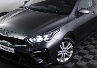 Подержанный автомобиль Kia Cerato Sedan 2021 года (22 фото)