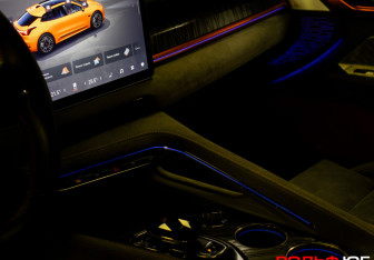 Подержанный автомобиль Zeekr 001 2023 года (34 фото)