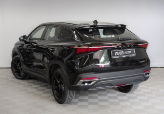 Подержанный автомобиль Omoda C5 2023 года (7 фото)