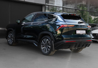 Подержанный автомобиль Jetour Dashing 2023 года (6 фото)