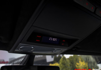 Подержанный автомобиль Volkswagen Multivan 2016 года (14 фото)