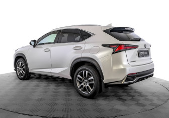 Подержанный автомобиль Lexus NX 2018 года (7 фото)
