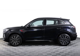 Подержанный автомобиль Hongqi HS5 2024 года (8 фото)