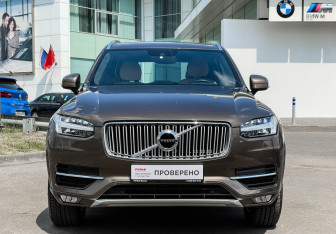 Подержанный автомобиль Volvo XC90 2017 года (2 фото)