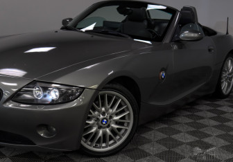 Подержанный автомобиль BMW Z4 Roadster 2004 года (43 фото)
