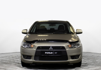 Подержанный автомобиль Mitsubishi Lancer Sedan 2008 года (2 фото)