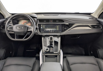 Подержанный автомобиль Geely Atlas Pro 2022 года (14 фото)