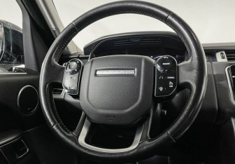 Подержанный автомобиль Land Rover Range Rover Sport 2019 года (14 фото)