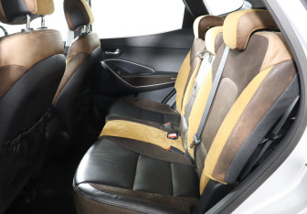 Подержанный автомобиль Hyundai Santa Fe 2016 года (13 фото)