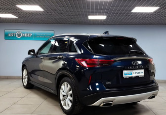 Подержанный автомобиль Infiniti QX50 2018 года (7 фото)