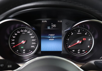 Подержанный автомобиль Mercedes-Benz GLC Coupe 2019 года (11 фото)