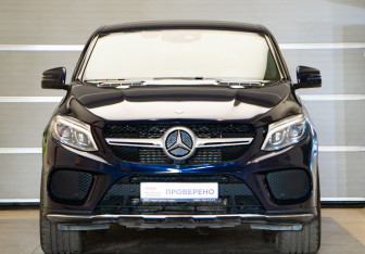Подержанный автомобиль Mercedes-Benz GLE 2018 года (2 фото)