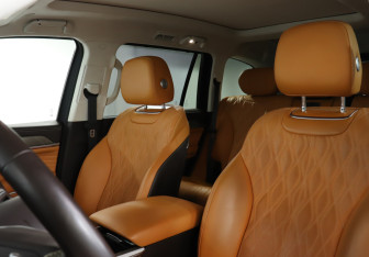 Подержанный автомобиль Tank 500 2023 года (17 фото)