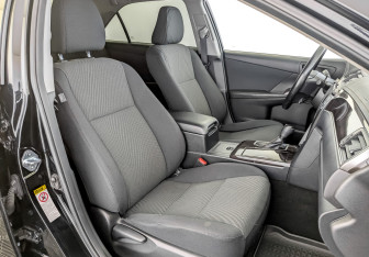 Подержанный автомобиль Toyota Camry Sedan 2016 года (23 фото)