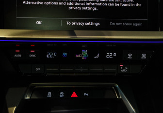 Подержанный автомобиль Audi A3 Sedan 2024 года (18 фото)