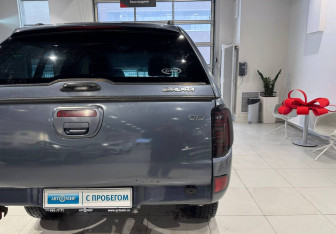 Подержанный автомобиль Mitsubishi L200 2007 года (9 фото)