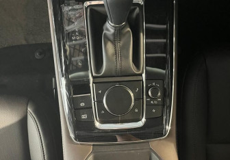 Новый Mazda CX-30 2025 (7 фото)