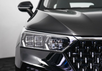 Подержанный автомобиль FAW Bestune T77 2022 года (5 фото)