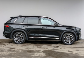 Подержанный автомобиль Geely Monjaro 2024 года (4 фото)