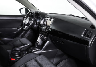 Подержанный автомобиль Mazda CX-5 2012 года (11 фото)