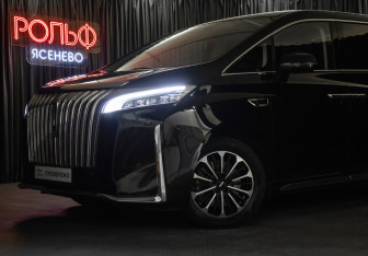 Подержанный автомобиль Wey 80 2024 года (31 фото)