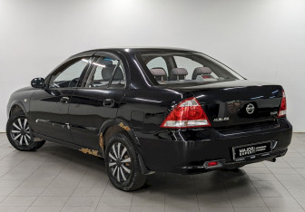 Подержанный автомобиль Nissan Almera Classic 2007 года (7 фото)