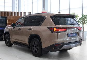 Новый Lexus LX 2025 (3 фото)