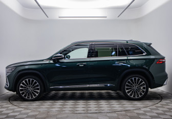 Подержанный автомобиль Geely Monjaro 2024 года (2 фото)