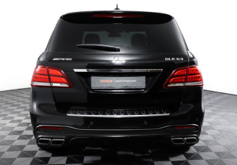 Подержанный автомобиль Mercedes-Benz GLE AMG 2016 года (6 фото)