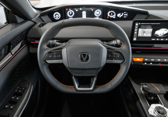 Новый Changan UNI-V 2024 (18 фото)