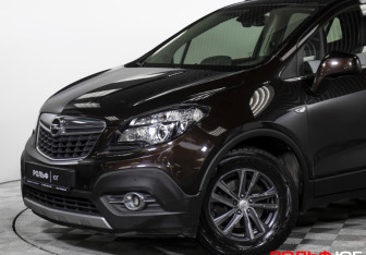 Подержанный автомобиль Opel Mokka 2013 года (20 фото)