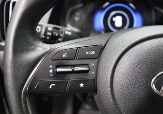 Подержанный автомобиль Hyundai Creta 2021 года (15 фото)