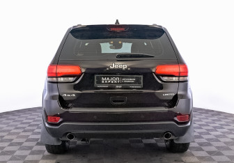 Подержанный автомобиль Jeep Grand Cherokee 2019 года (6 фото)