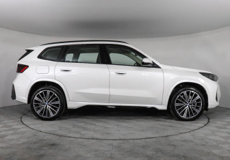 Новый BMW X1 2025 (6 фото)