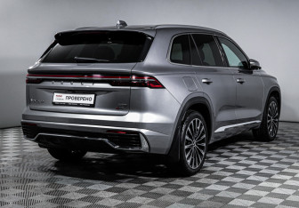 Подержанный автомобиль Geely Monjaro 2025 года (5 фото)