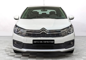 Подержанный автомобиль Citroen C4 Sedan 2018 года (3 фото)