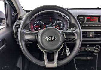 Подержанный автомобиль Kia Picanto 2019 года (21 фото)