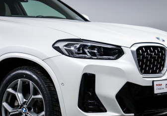 Подержанный автомобиль BMW X4 2024 года (17 фото)