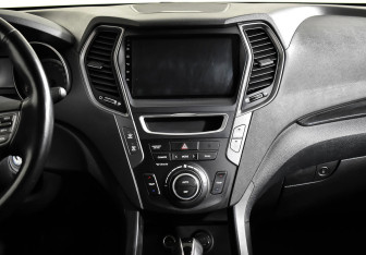 Подержанный автомобиль Hyundai Santa Fe 2015 года (14 фото)